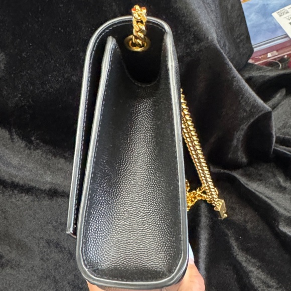 Yves Saint Laurent Medium Kate Bag - Picture 11 of 16